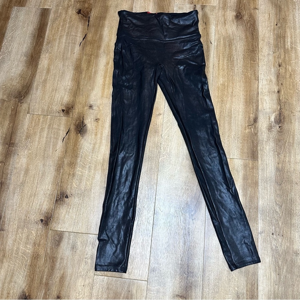 SPANX Faux Leather Black Leggings Size Small - Picture 2 of 11